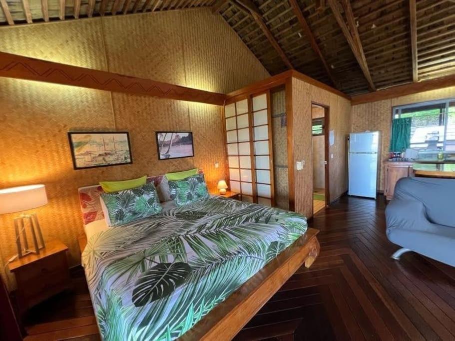 Tehuarupe Surf Studio 2 Haapiti Exterior photo