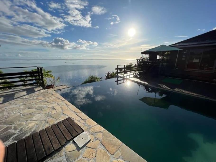 Tehuarupe Surf Studio 2 Haapiti Exterior photo