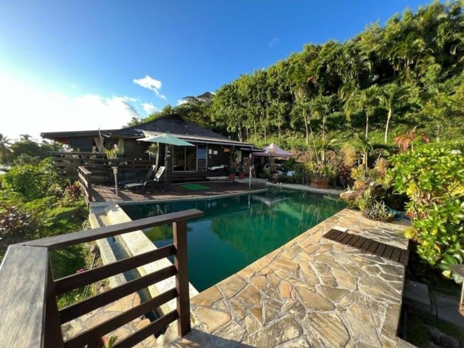 Tehuarupe Surf Studio 2 Haapiti Exterior photo